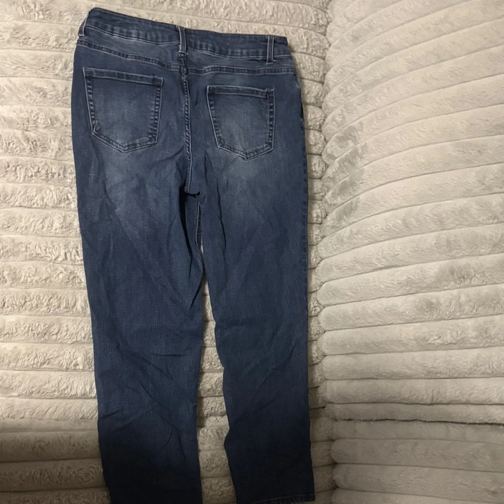 Time and Tru Indigo Straight Leg Jeans 12 - Picture 5 of 5